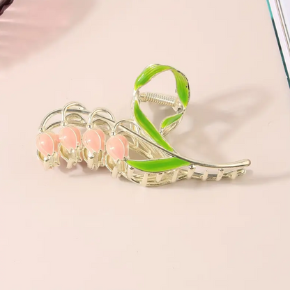 LILY FLOWER HAIR CLIP